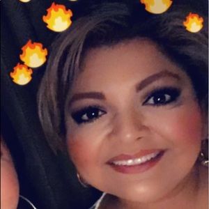 Meet your Posher, Gina